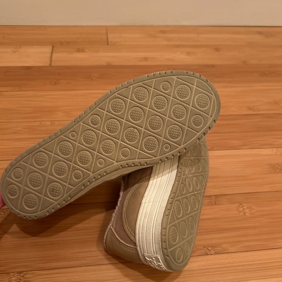 Small platform shoes - Picture 3 of 3